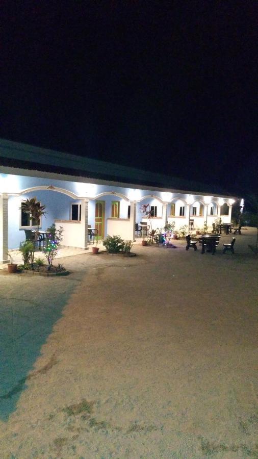 Mazza Nur Motel Pantai Cenang  Zewnętrze zdjęcie