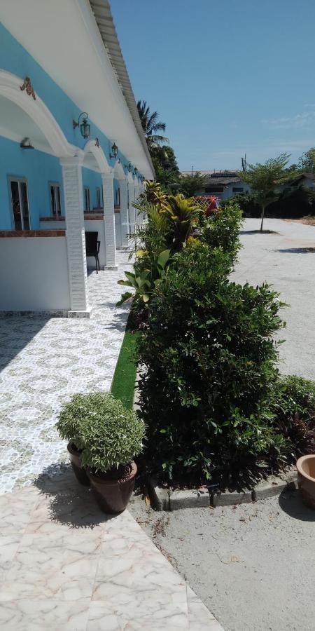 Mazza Nur Motel Pantai Cenang  Zewnętrze zdjęcie